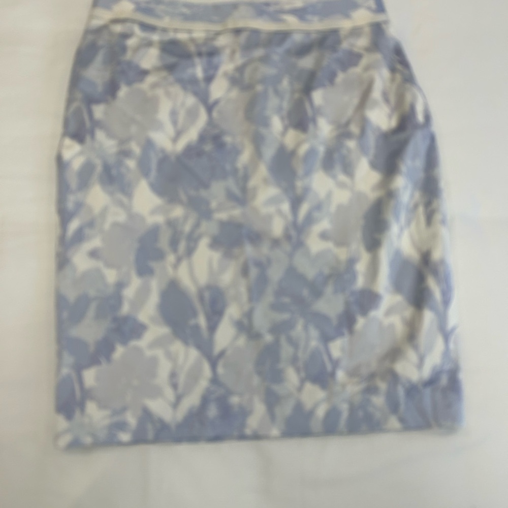 Banana Republic Light Blue and White Floral Pencil Skirt